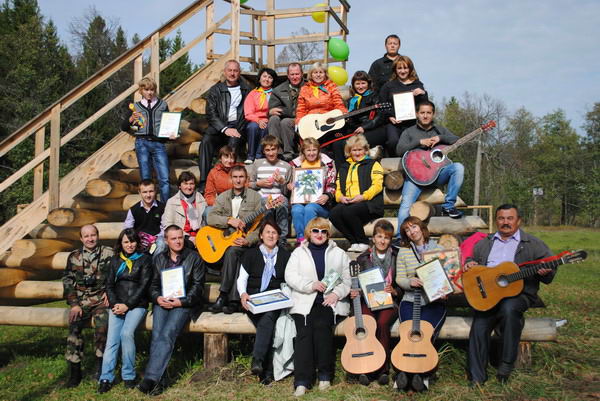 12:00 В Шемуршинском районе на базе Национального парка «Ч&#259;ваш в&#259;рман&#277;» состоялся первый музыкальный туристско-экологический фестиваль «Зеленая гитара»